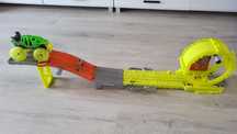 Hot Wheels Monster Trucks Power Smashers Destruction & Chase