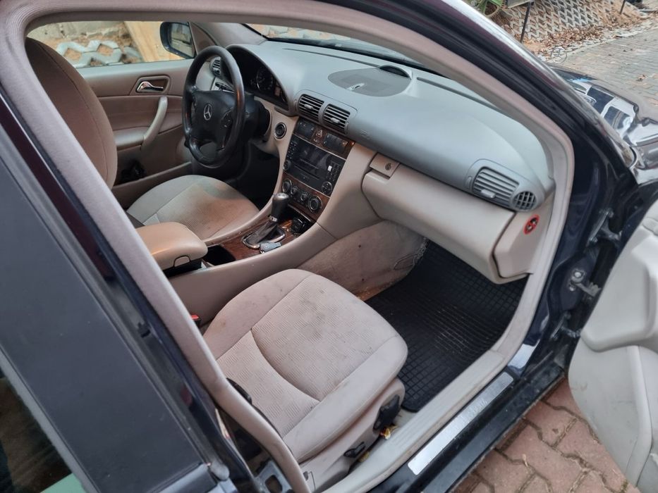 Mercedes c klass 2.2 cdi