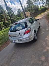 Opel astra 1.6 16v klimatyzacja mrozi