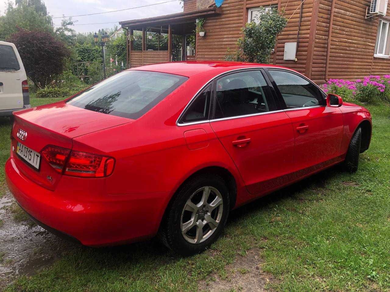 Audi A 4 2009 року