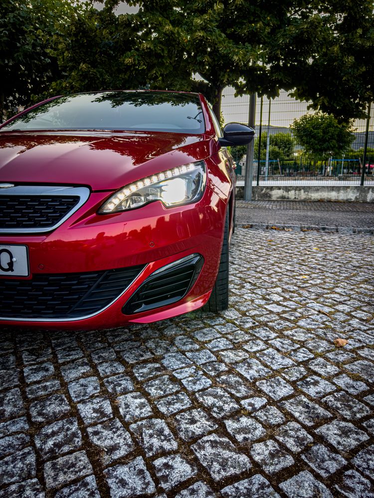 Peugeot  308 GTI