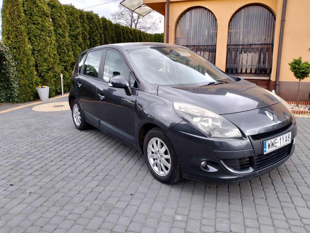 Renault scenic 1.9 dCi 2009r