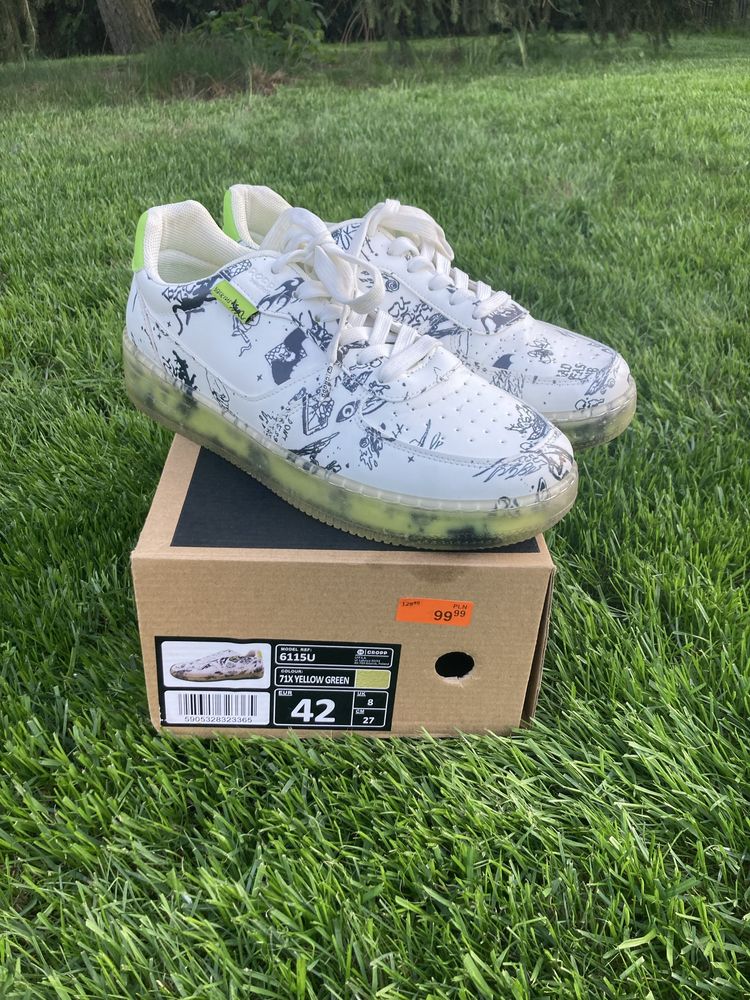 Sneakersy młodzieżowe CROPP