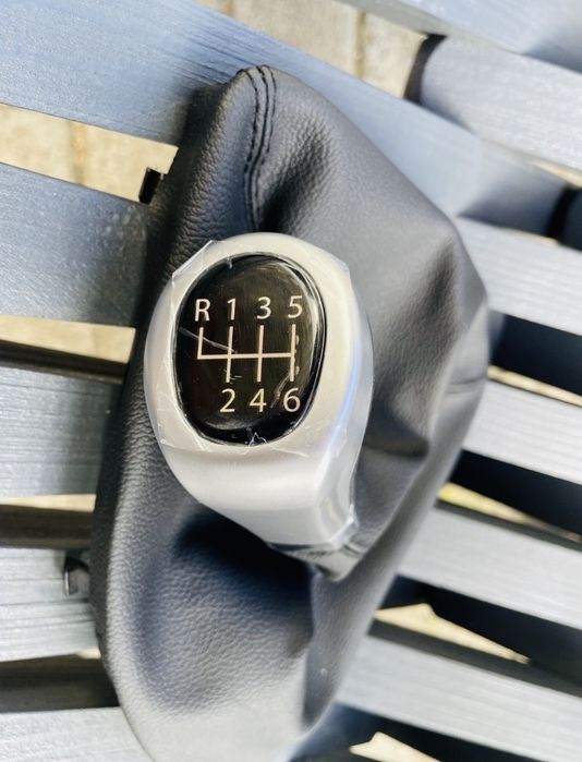 чохол кожух юбка ручка кпп Bmw 1 series вантажівок