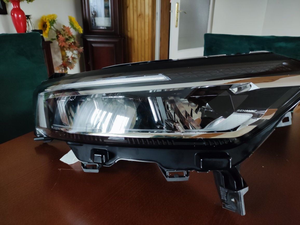 Lampa renault koleos lift 2021.r