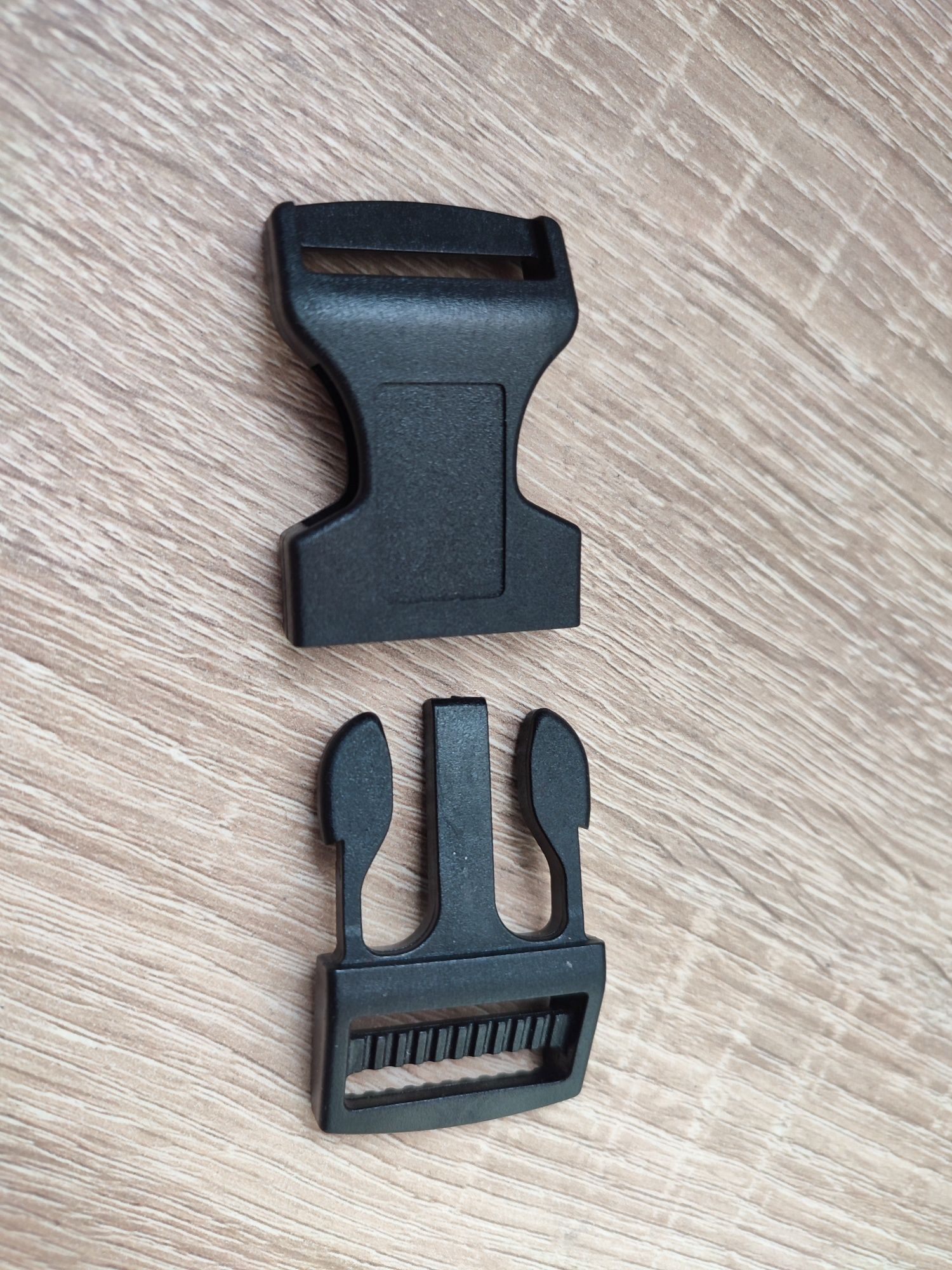 Klamra zatrzaskowa plastikowa 32 mm 1 szt plecak, torba, spodnie