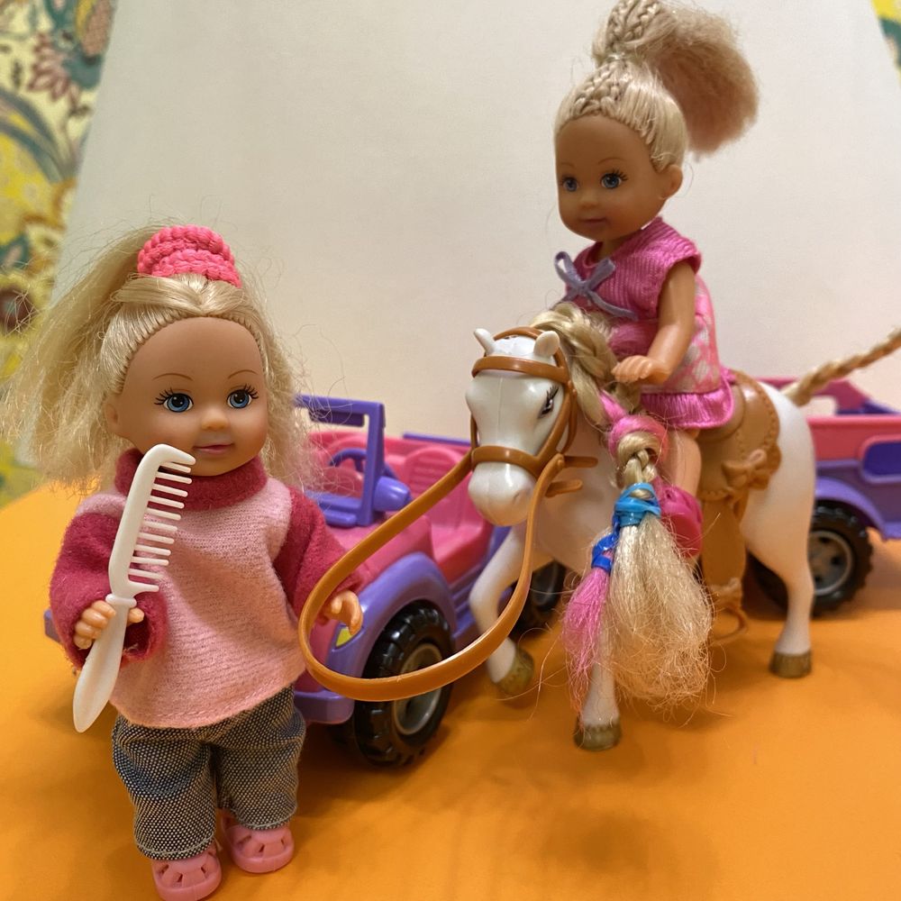 Кукла SIMBA Steffi & Evi - на джипе+прицеп+лошадь (5737460)