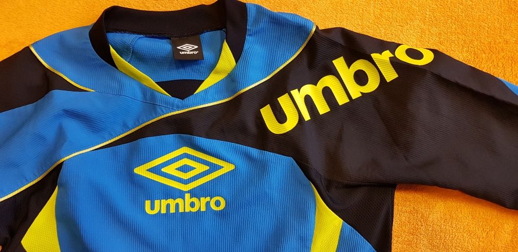 Спортивный реглан Umbro