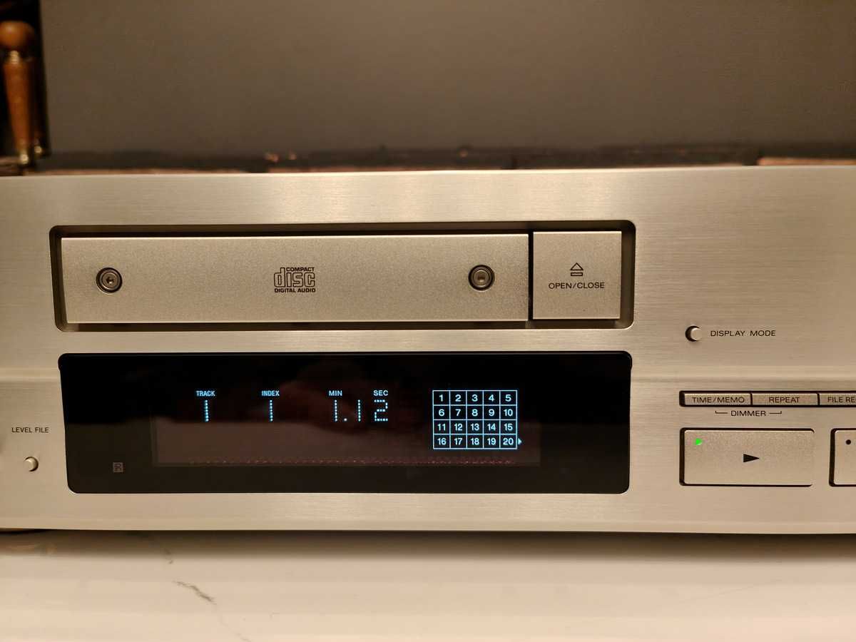 SONY CDP-X555ES ! 1 właścicieL ! Jedyny taki egzemplarz ! IDEAŁ