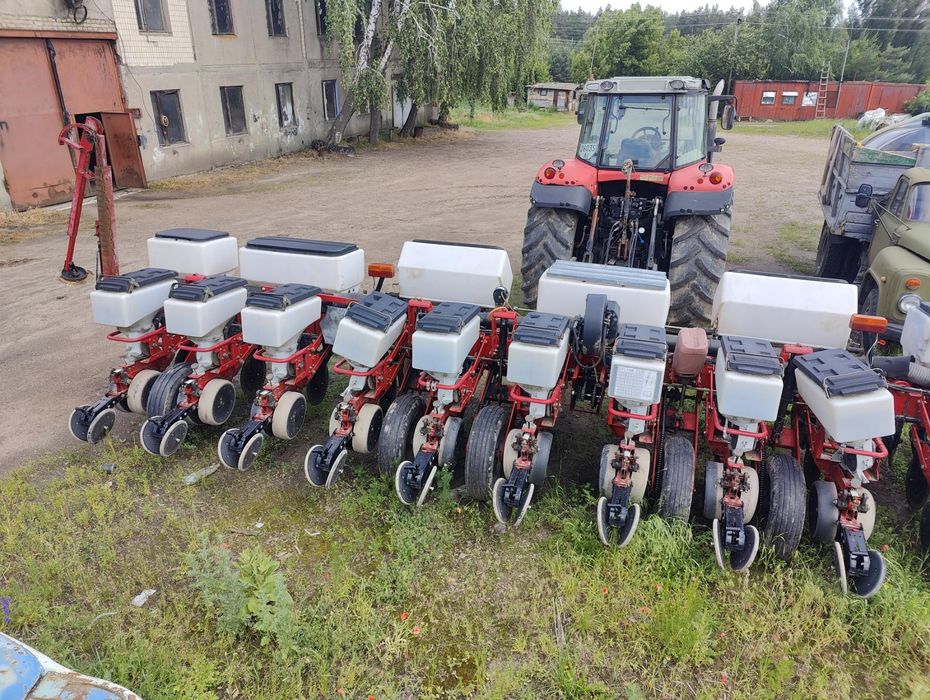 Сівалка challenger 8122