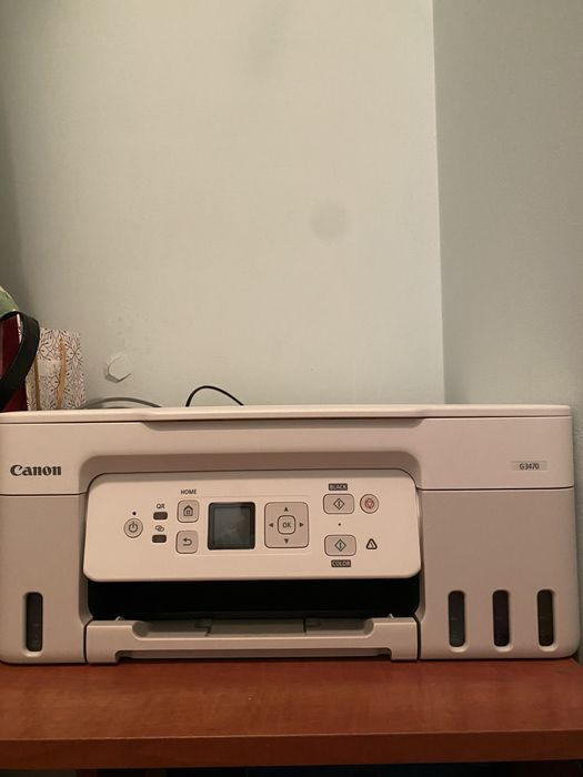 Принтер Canon G3470. Майже новий, був мало в користуванні.