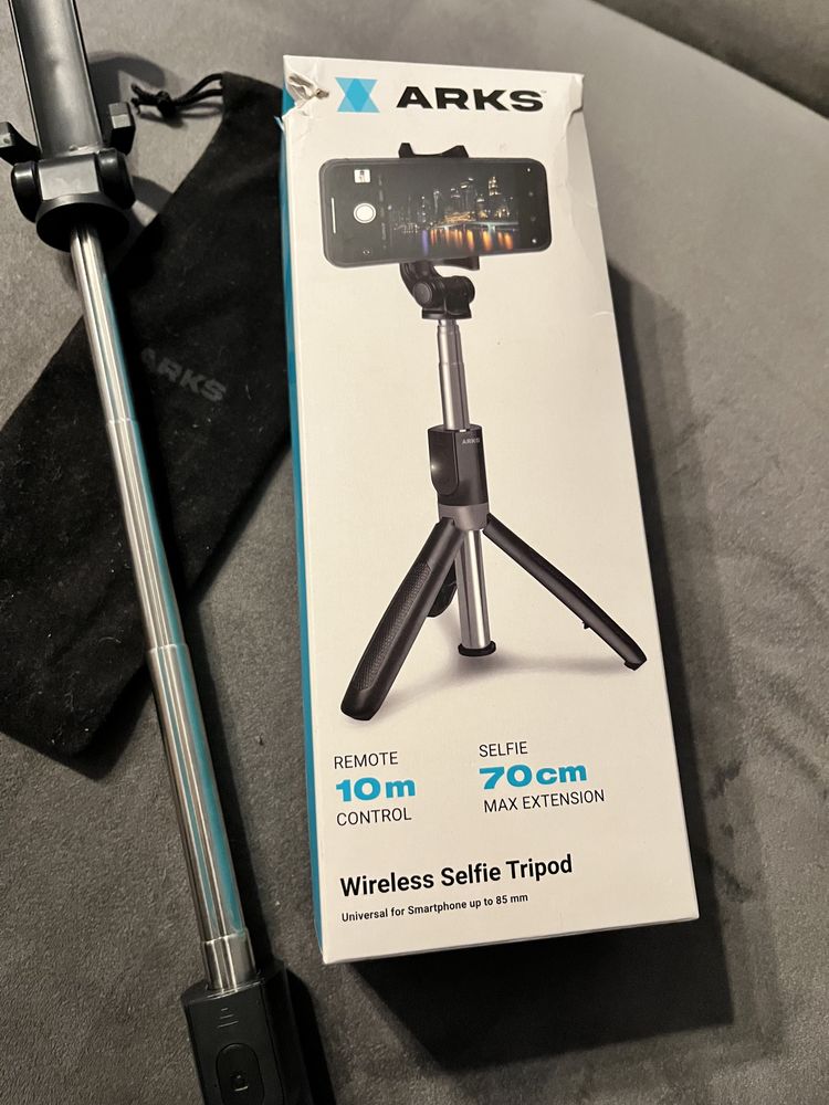 Selfie Wireless Selfie Tripod