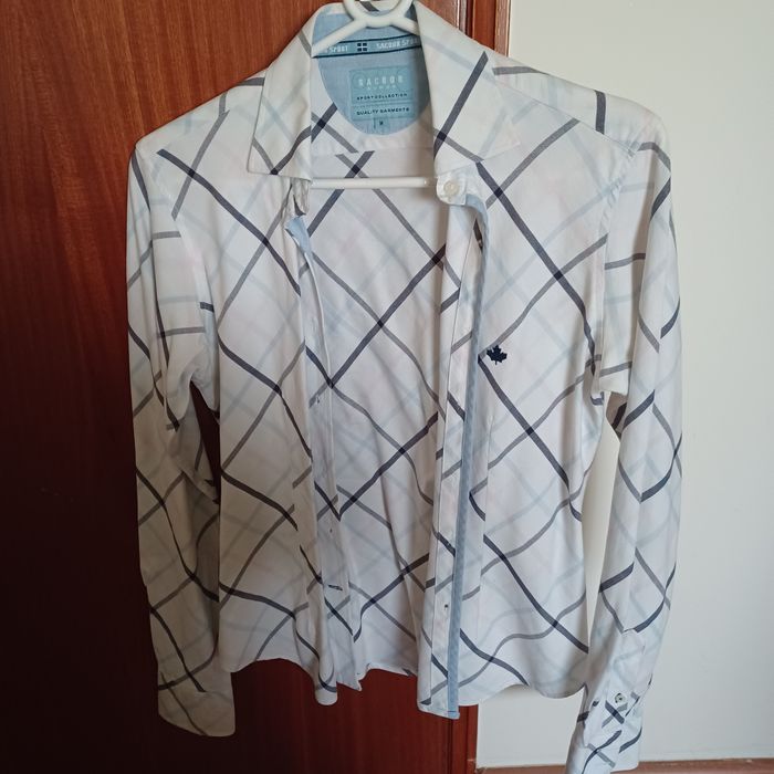 Camisa Sacoor de mulher