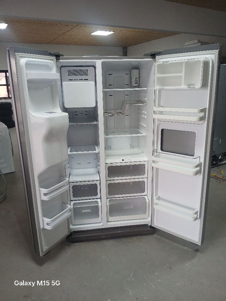 Холодильник сайд бай сайд з Європи  Samsung DA99-01457D.
