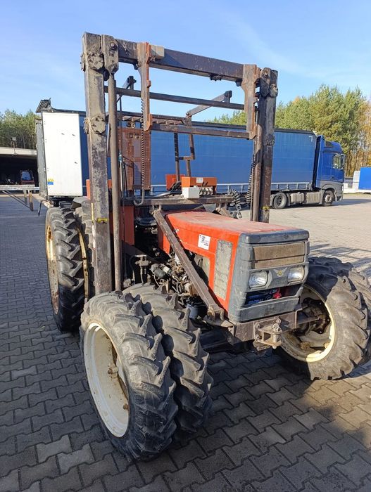 Fiat 45-66 DT 20  Ciągnik FIAT Newholland  4x4 platforma maszt wózek