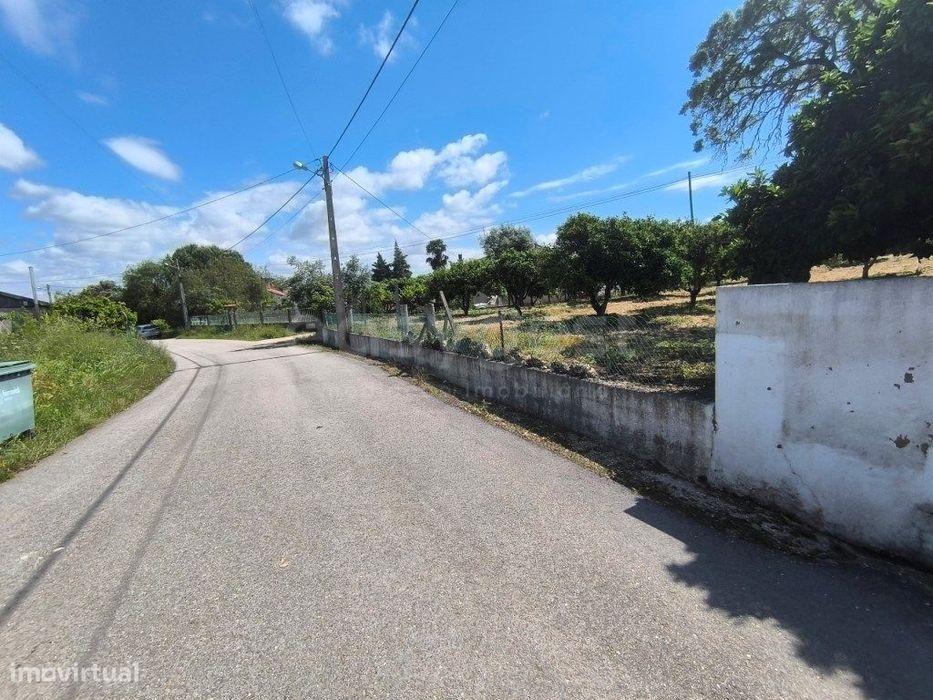 Terreno com possibilidade de construção em Tomar