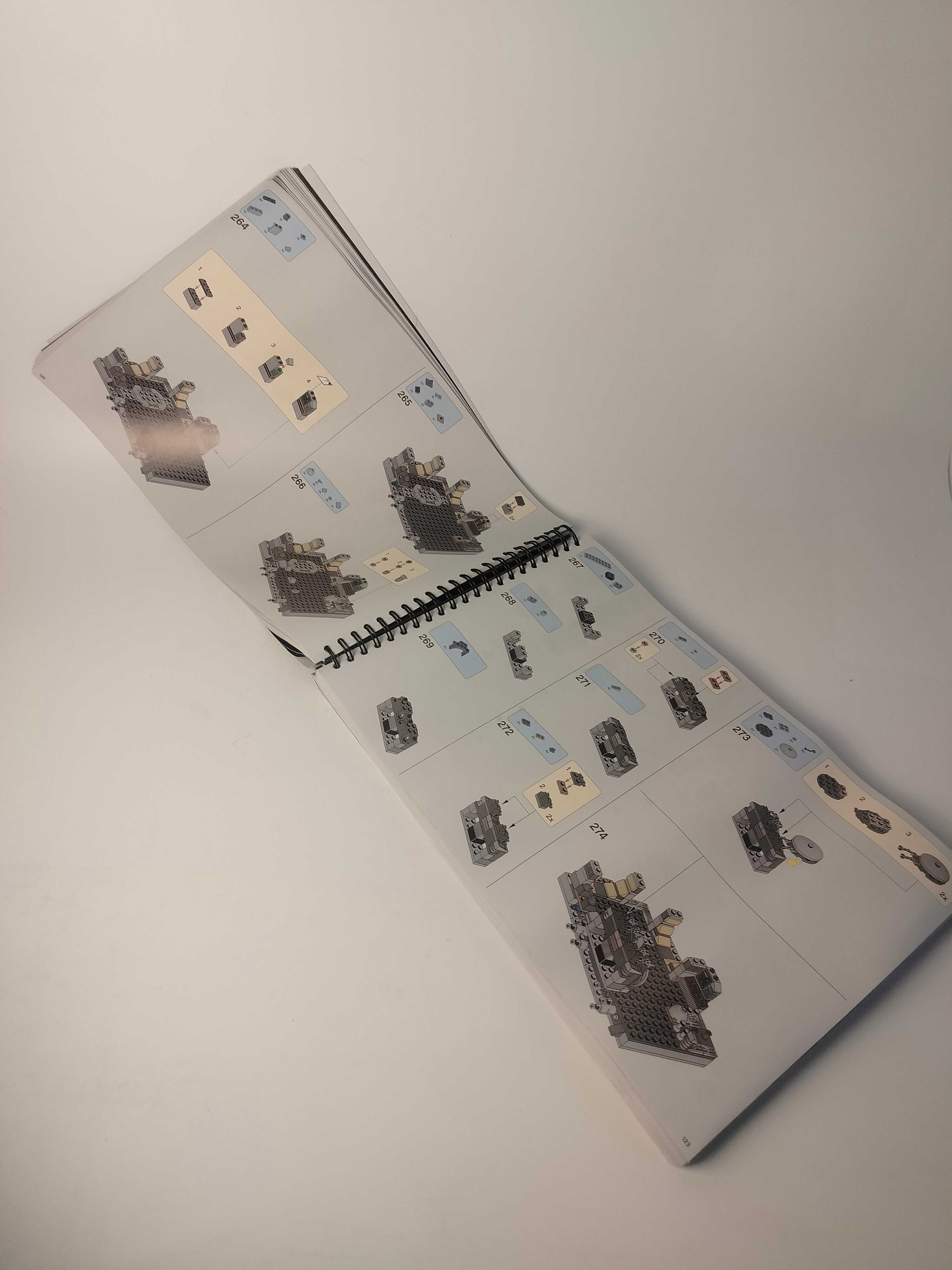 Zestaw LEGO 75192 Sokół Milenium