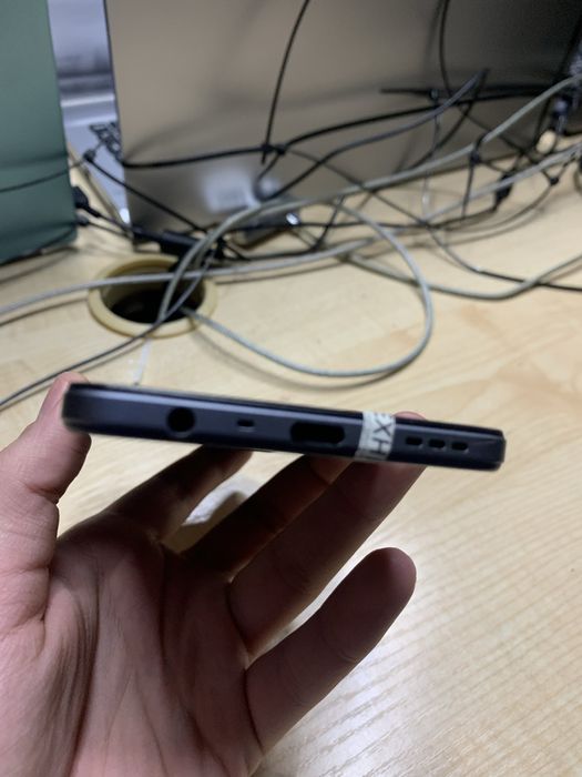 Телефон OPPO A73 4/128 ідеальний стан!