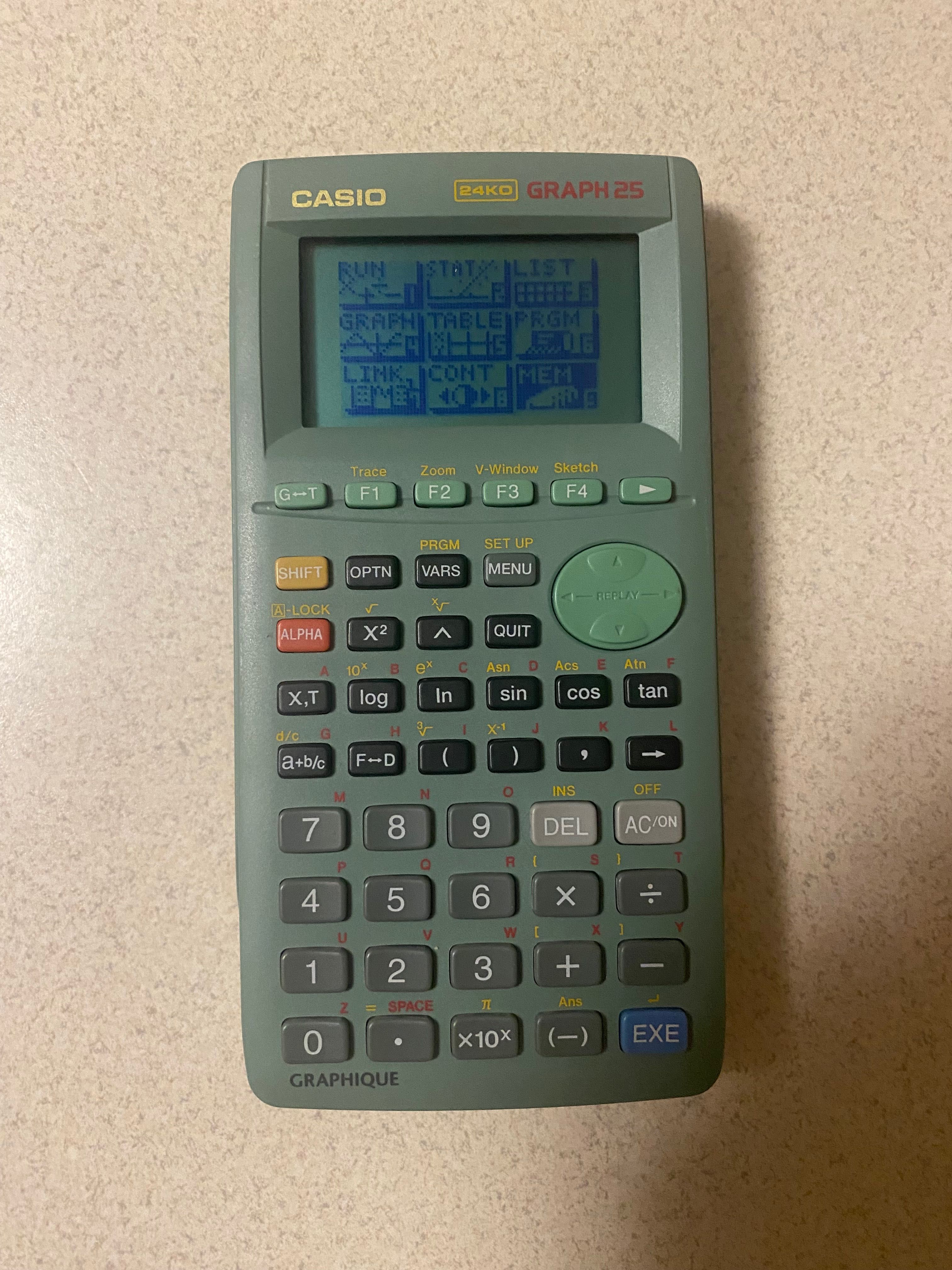 Калькулятори Texas Instruments TI 30 30X 82 Casio 24KO Graph 25