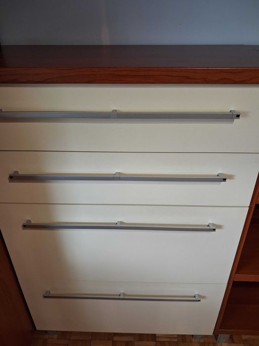 Sprzedam meble komplet