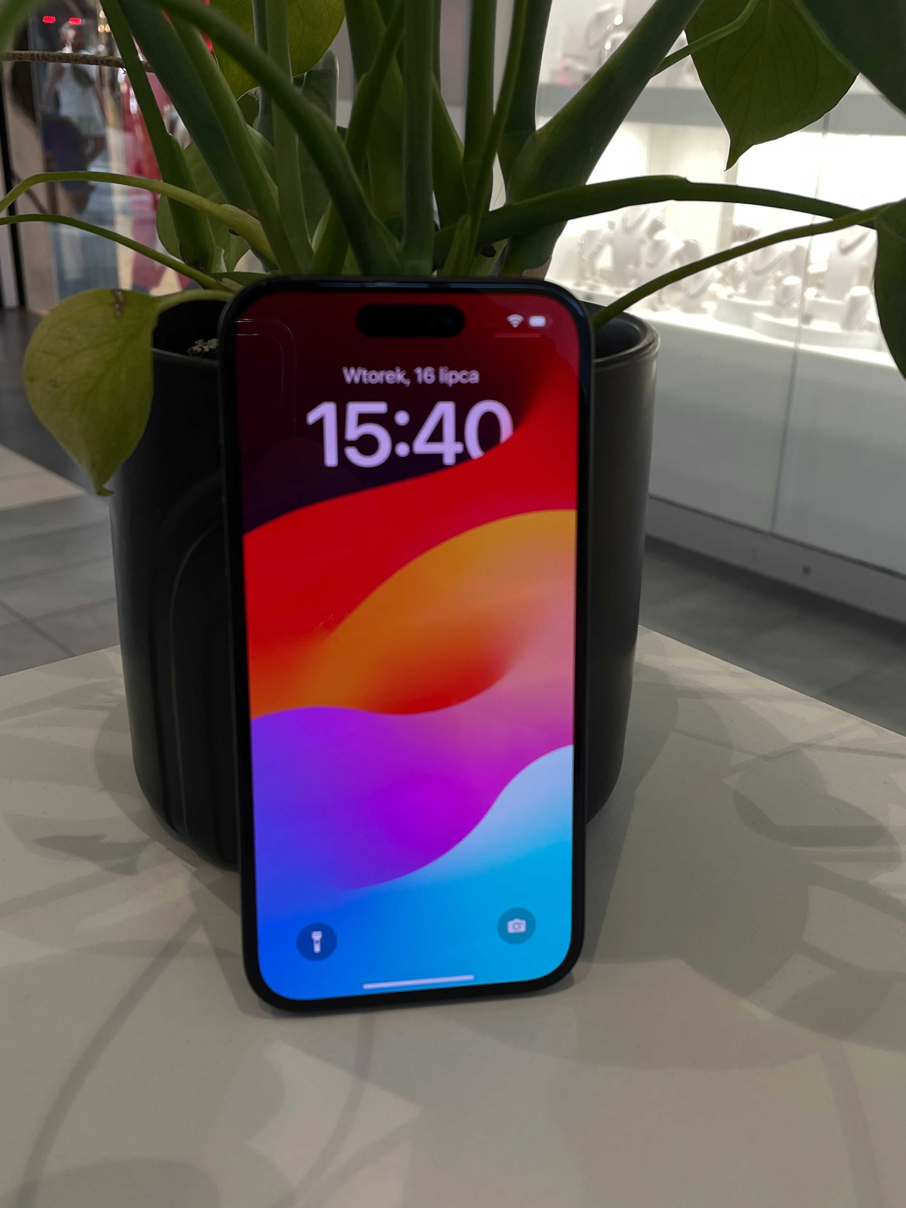 iPhone 15 128 GB Black - jak nowy!