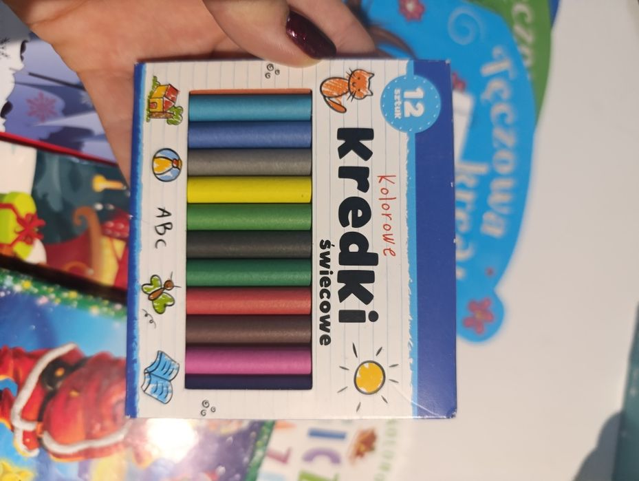 Zestaw NOWYCH świątecznych książeczek i kolorowanek dla dziecka + kred