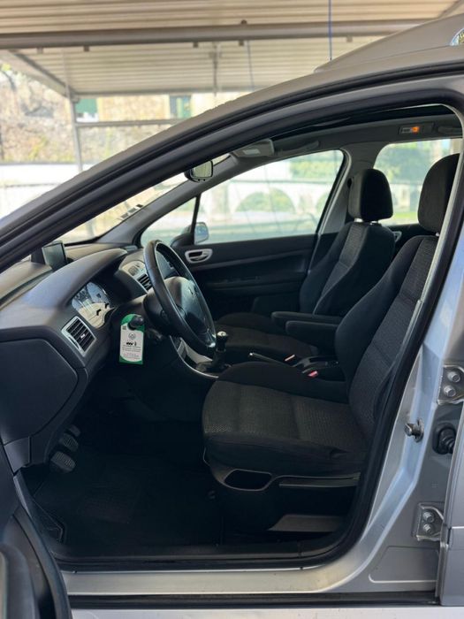 Peugeot 307 1.6 HDI - 7Lugares