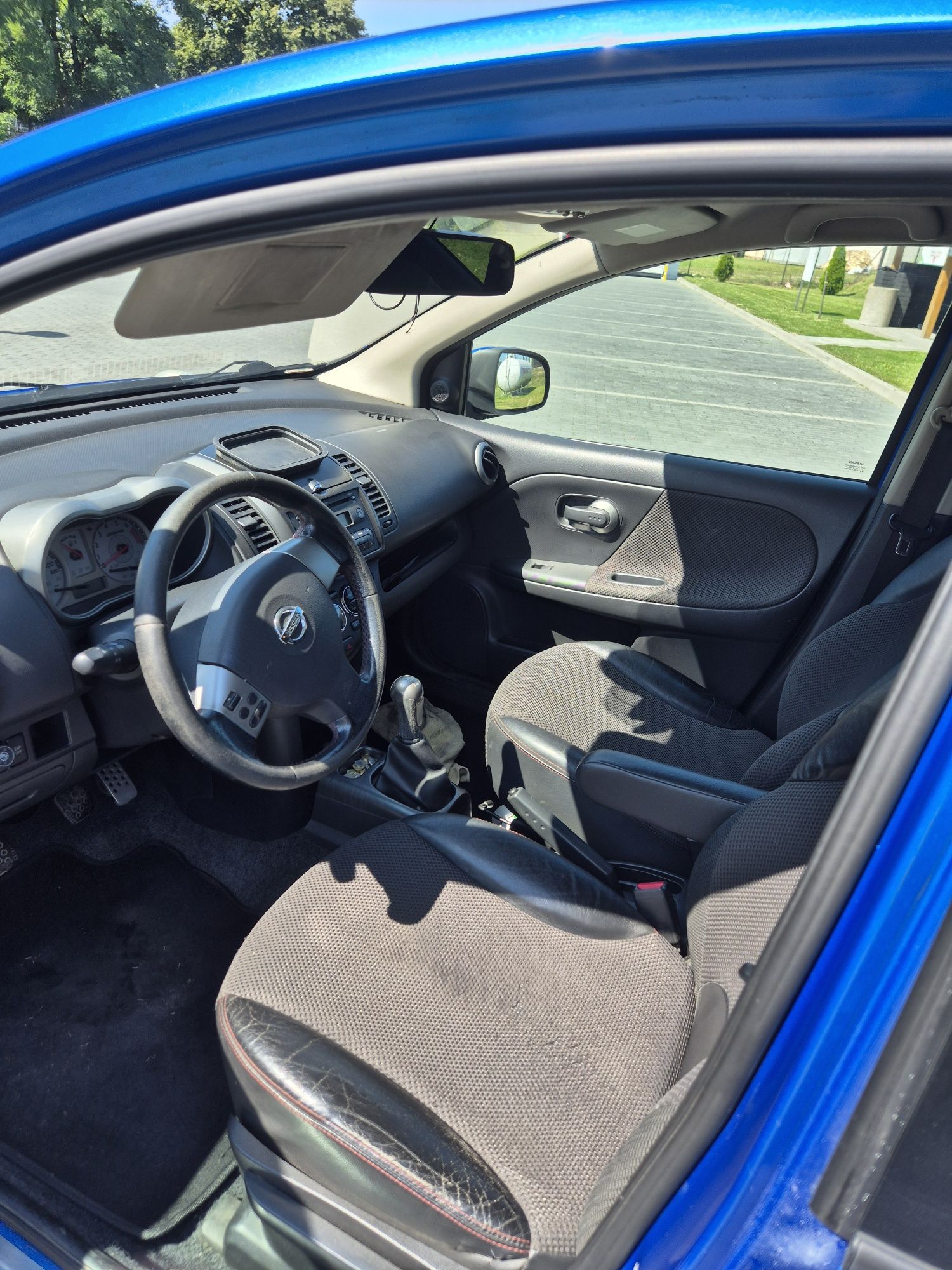 Nissan note 1.6 16v z LPG.