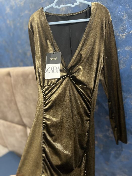 сукня Zara