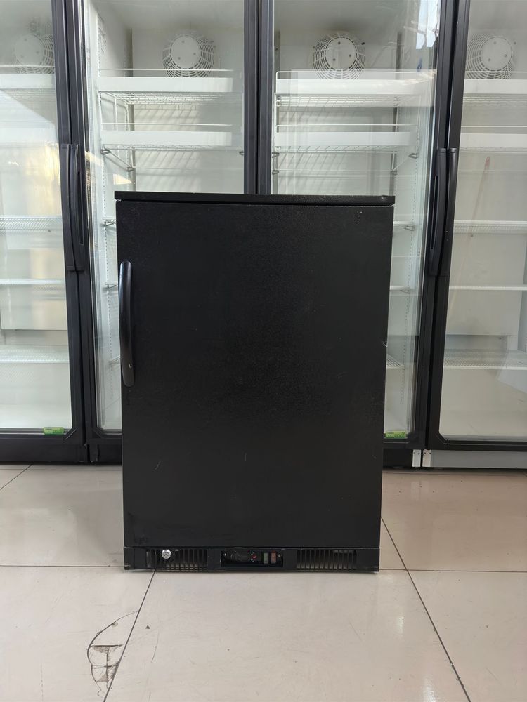 Chłodziarka lodówka pod blat 85 cm nawiewowa 17 rok