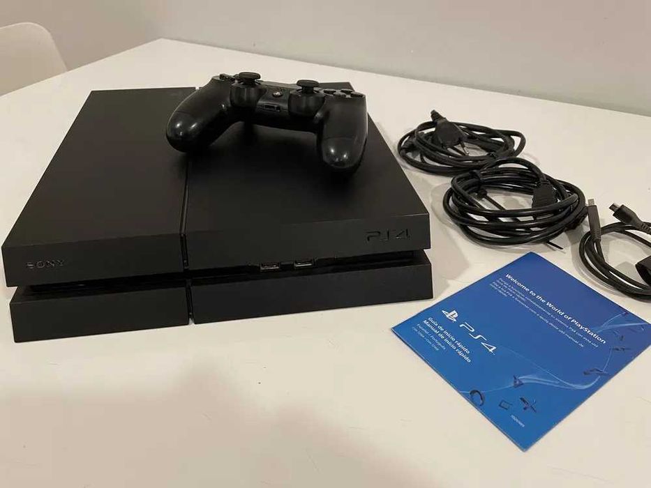 PS4 usada + OCULOS VR + 2x Comandos movimento