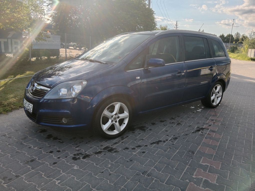 Tani Wynajem samochodów 5 6 7 osobowych LPG HAK mini van