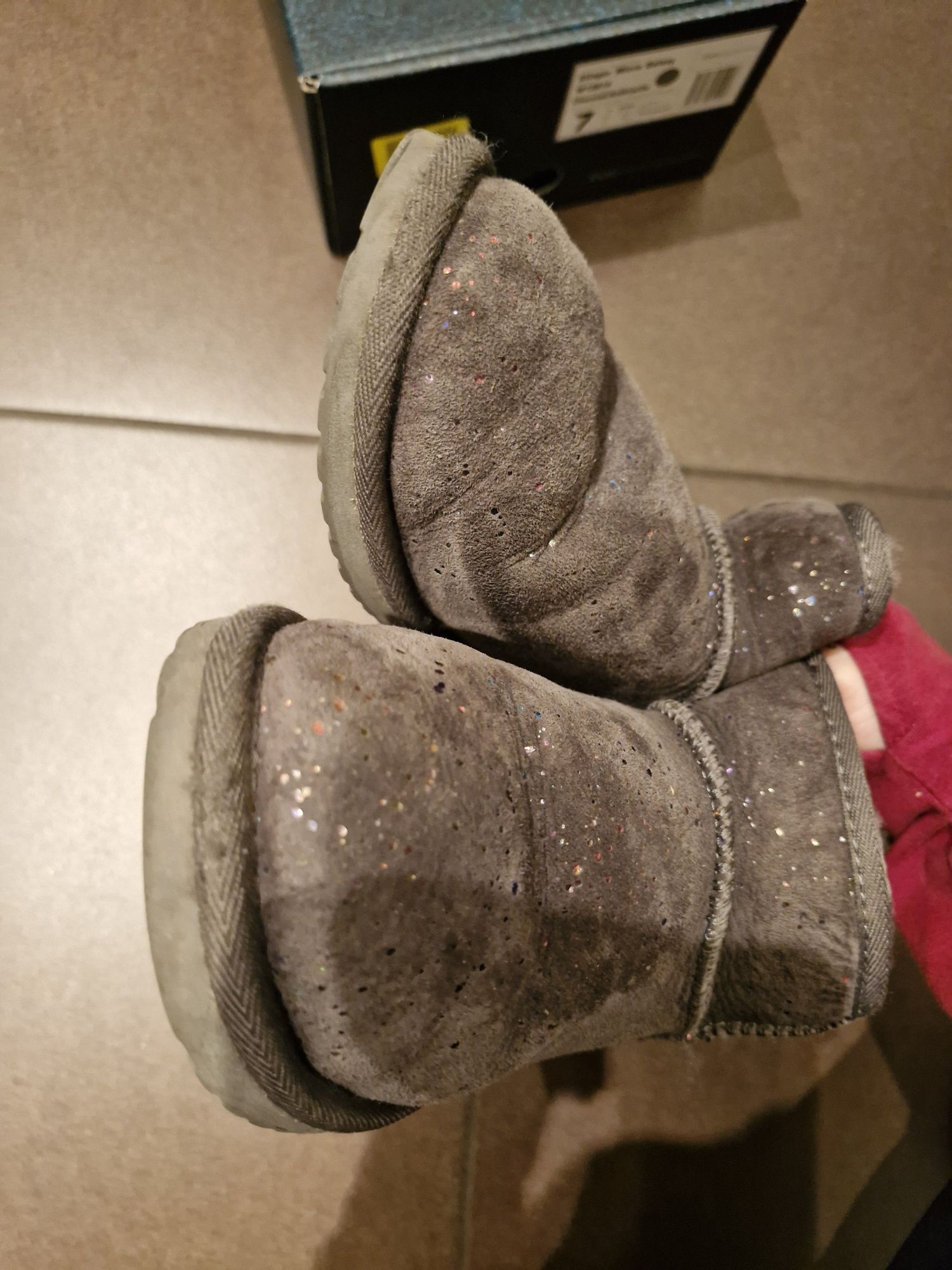 Buty Emu wodoodporne merino 37 galaxy brokatowe