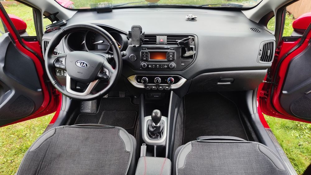 Kia Rio III 1.4 DOHC CVVT 109KM benzyna 2011 rok hatchback 202971 km