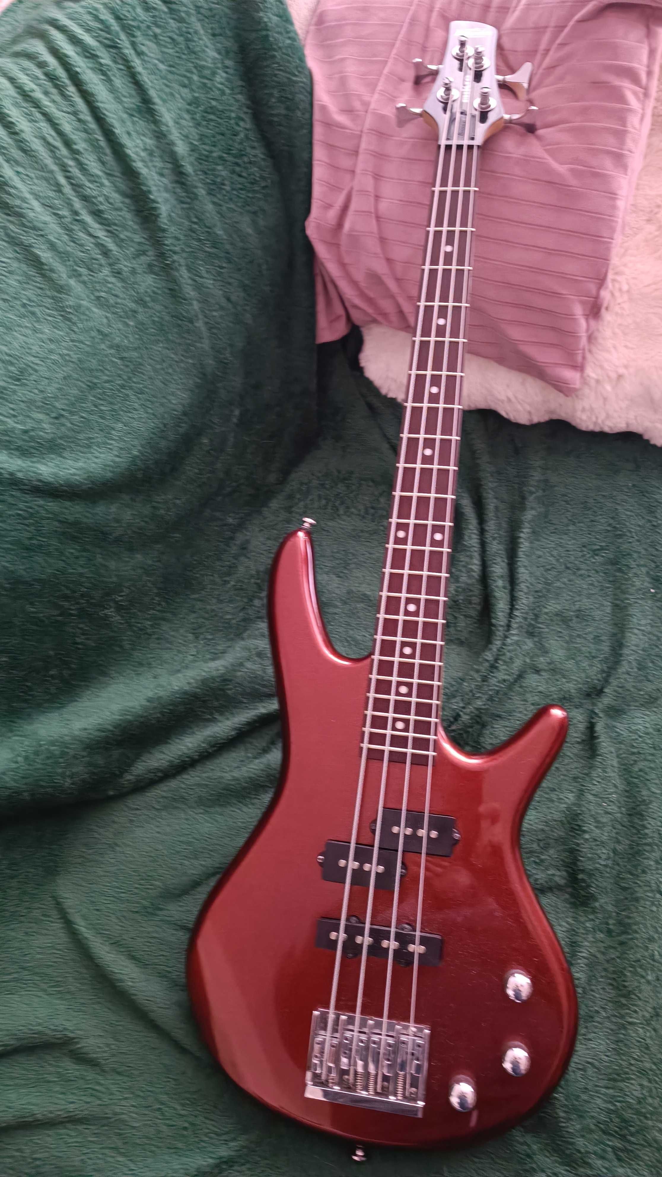 Sprzedam gitarę basową Ibanez Mikro