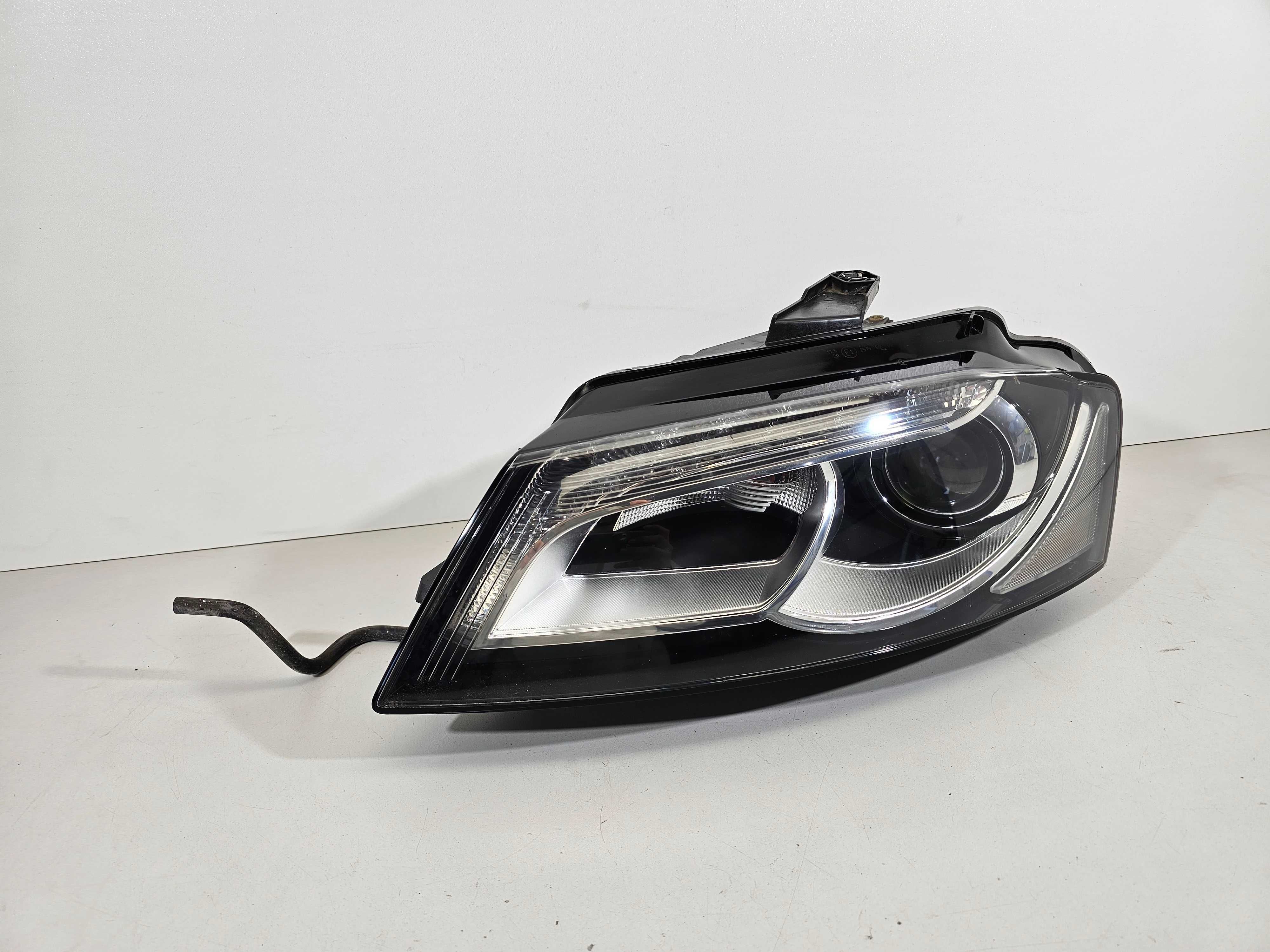 Audi A3 8P Lift 08-13r. Lampa Przód Przednia Lewa Bi-Xenon LED EU IGŁA