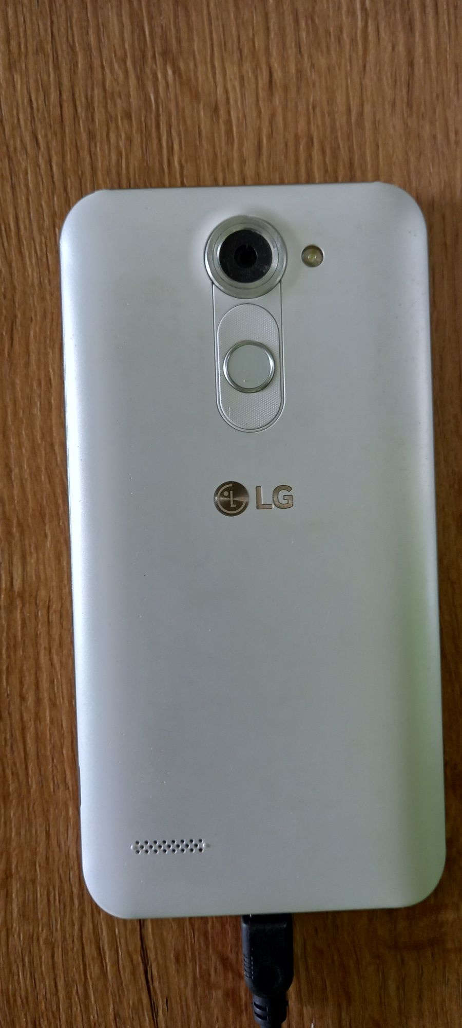 2 telefony  LG X-Mach K-600 na części