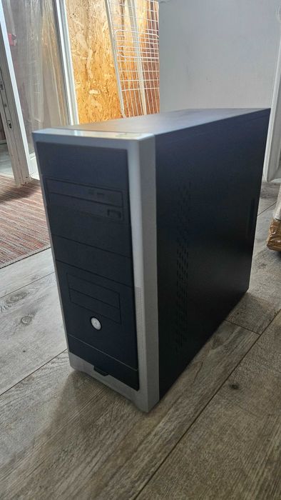 Komputer PC Pentium Dual E2220 2.40GHz 2GB RAM GeForce 210 320GB HDD