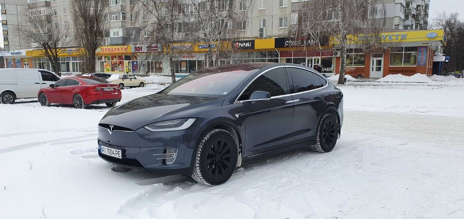 Tesla model X 2018р Intel