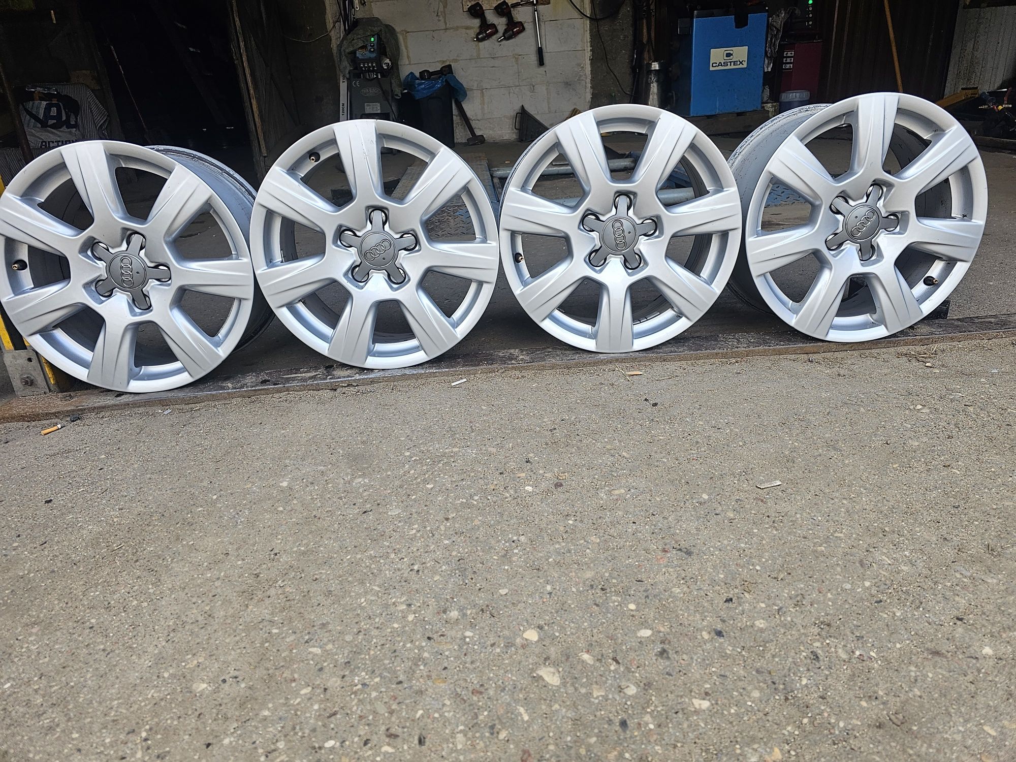 Felgi Aluminiowe Audi A4 B8-B9 R16 5x112 ET45-7.5J