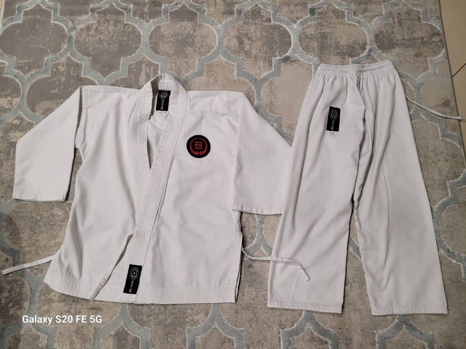 Продам кімоно чоловіче