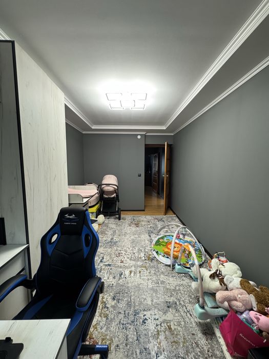 Продаж 2 кімнатної квартири по вул.Глинянський Тракт з ремонтом