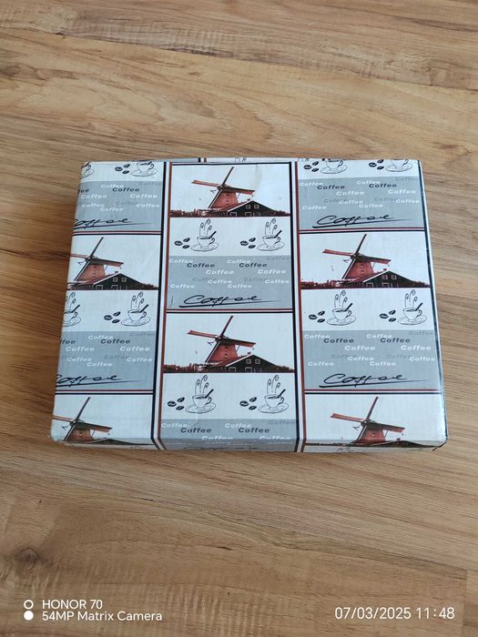 Komplet filiżanek kawowych