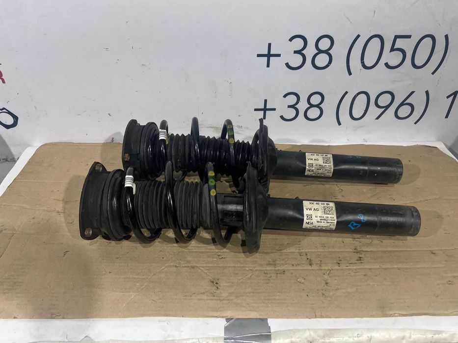 СтІйки передні Амортизатор Skoda VW Seat Audi 3Q0413031BN 824904010024