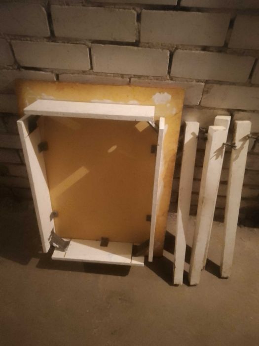 Продам Стол Кухонный