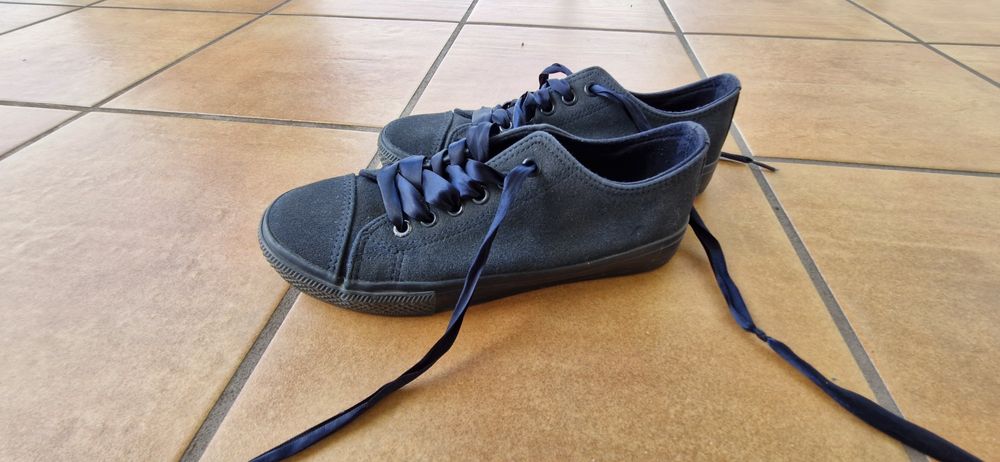 Buty damskie Sprandi w rozm. 36