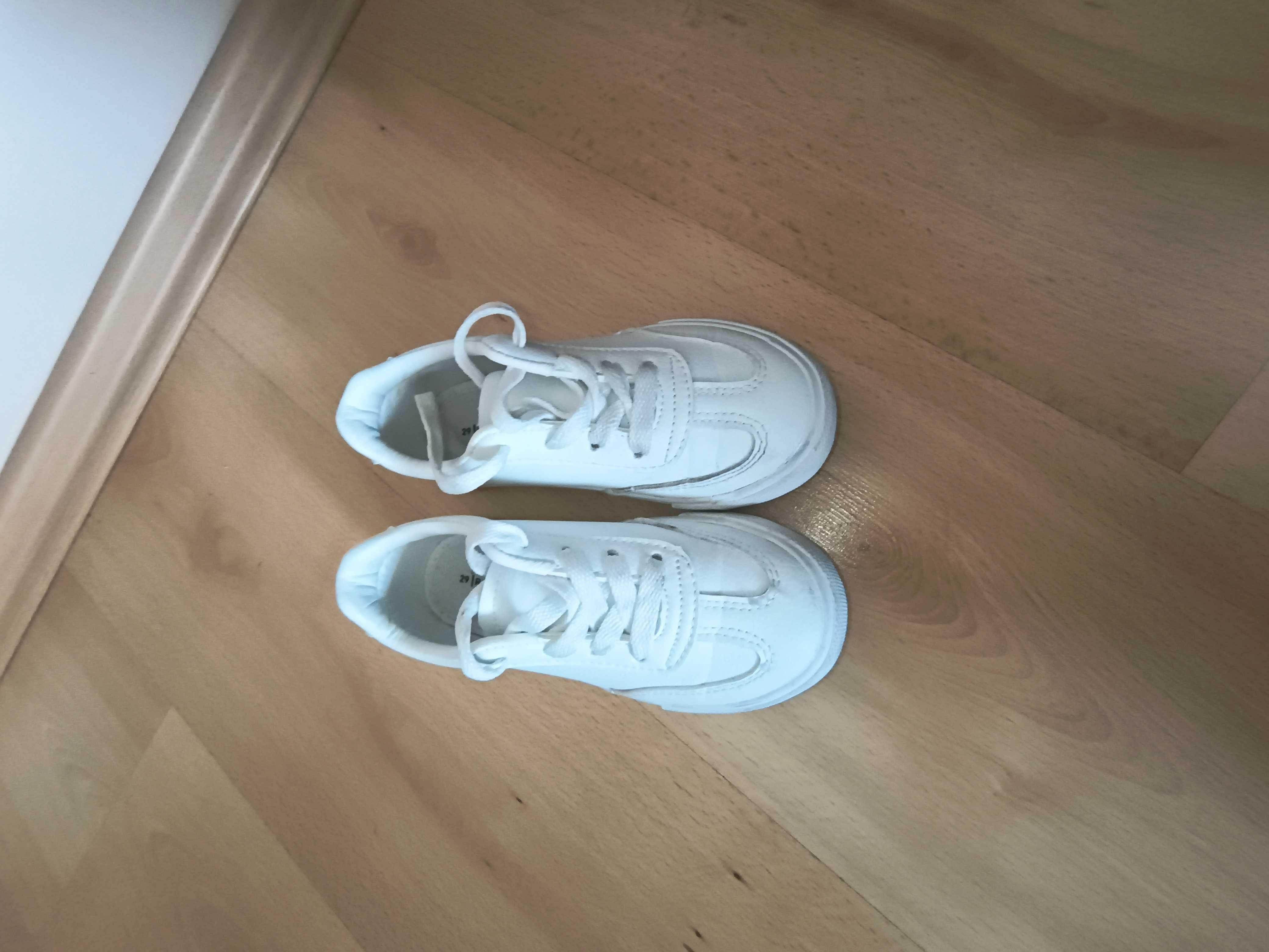 Klasyczne białe trampki Reserved rozmiar 29 stan bdb