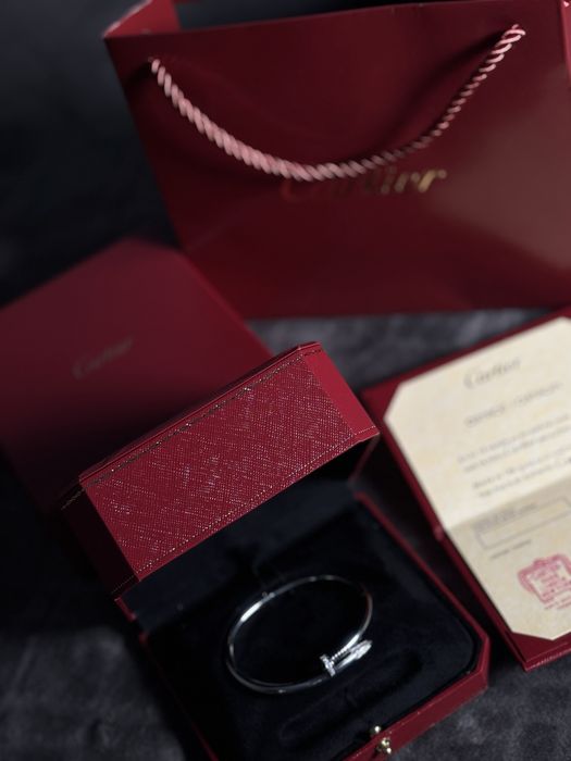 Bransoletka Cartier w Srebrnym kolorze