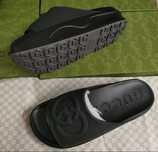 Продам шлепки gucci