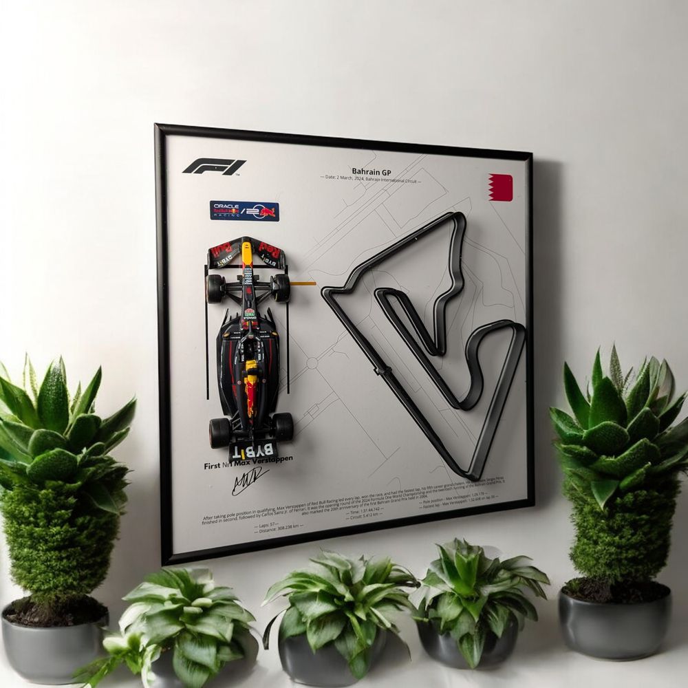 Bburago з Рамкою 2в1 RB20 3D Траса Bahrain GP 2024 #1 Max Verstappen